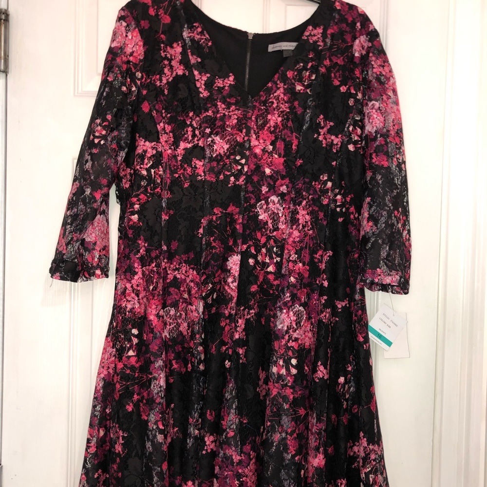NWT Danny & Nicole floral lace dress